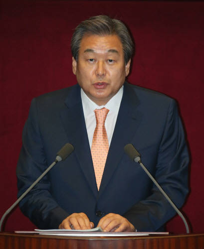 김무성 새누리당 대표가 2일 오전 국회에서 교섭단체 대표 연설을 하고 있다. 
