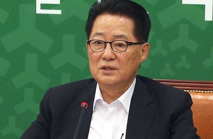 박지원 국민의당 대표 겸 선대위 상임선대위원장 