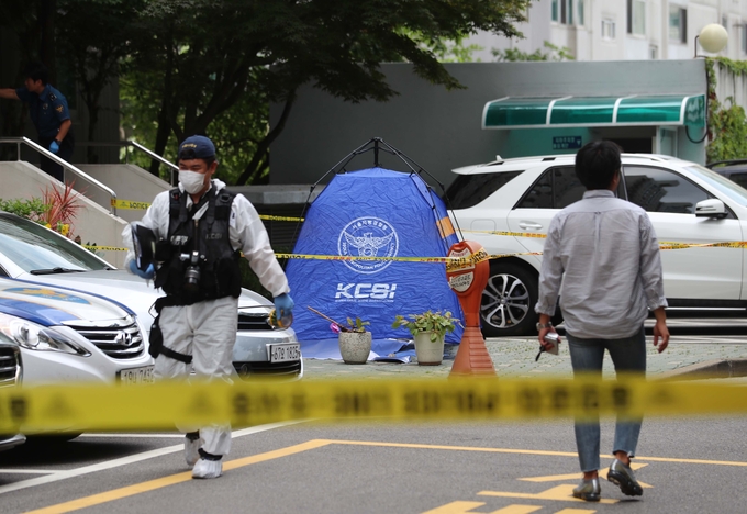 노회찬 정의당 의원이 서울 중구 한 아파트에서 투신한 것으로 전해진다. (사진=연합뉴스)
