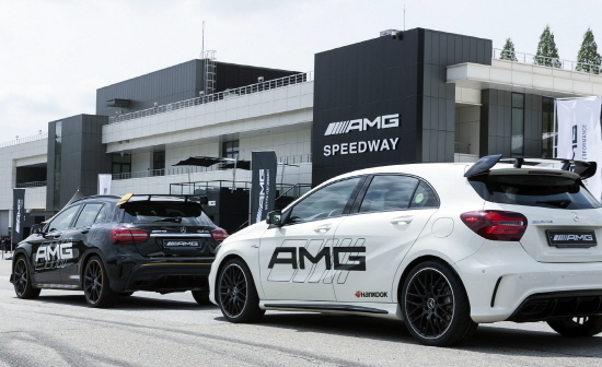 한국타이어가 AMG 스피드웨이 모든 차량에 타이어를 독점 공급한다.<사진=한국타이어 제공>