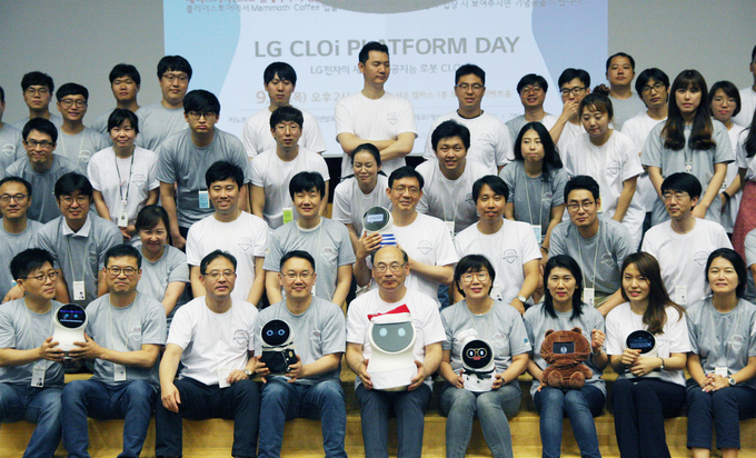 LG전자는 13일 서울 양재동에 위치한 서초R&D캠퍼스에서 ‘2018 클로이(CLOi) 플랫폼 개발자의 날’ 행사를 진행했다.  <사진=LG전자 제공>