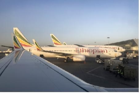 '보잉 737-맥스8'이 에티오피아 아디스아바바 공항에 착륙해 있다. <사진=연합뉴스>