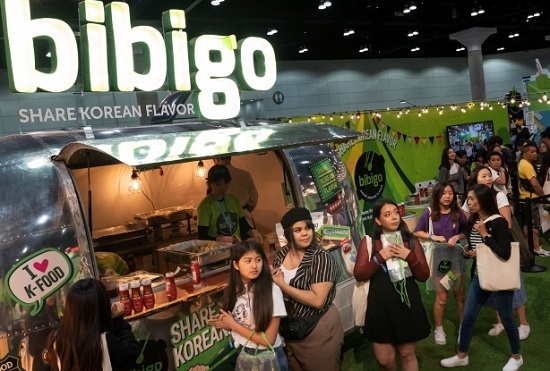 CJ제일제당은 ‘케이콘(KCON) 2019 LA’에 참가해 ‘테이스트 비비고(Taste bibigo)’ 부스를 운영했다. <사진=CJ제일제당 제공>