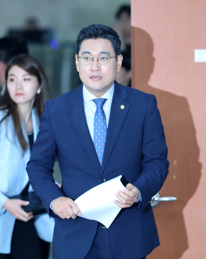 오신환 바른미래당 원내대표가 조국 법무부장관 청문회 개최를 비판했다. <사진=연합뉴스>