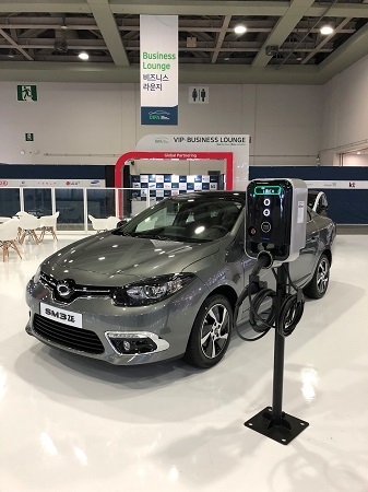 르노삼성자동차가 17일부터 20일까지 대구 EXCO에서 열리는 ‘대구 국제 미래자동차엑스포 2019’에 초소형 전기차 르노 트위지와 SM3 Z.E.를 전시한다. <사진=르노삼성자동차 제공>