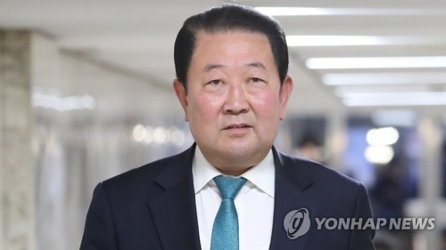 박주선 의원은 바른미래당이 교섭단체 지위를 상실함에 따라 국회 정보위원장의 자리를 내놓았다. <연합뉴스>