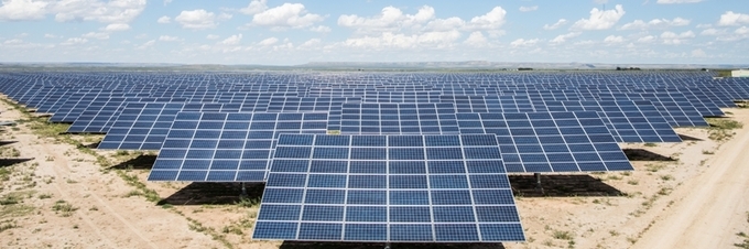OCI가 미국 텍사스주에 건설한 66MW급 태양광발전소의 모습. <사진=OCI 제공>