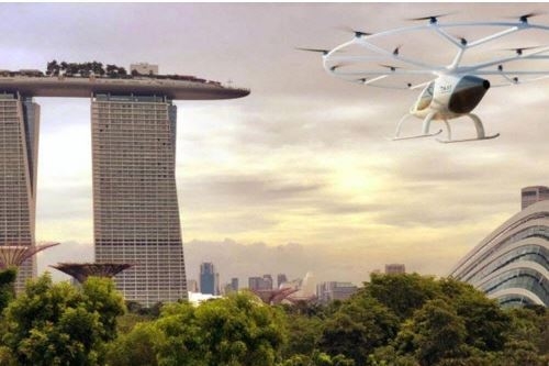 독일 스타트업 볼로콥터가 개발한 전기 충전식 수직 이착륙 비행체 /싱가포르의 에어 택시 시험비행 <사진제공=연합뉴스>