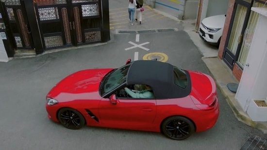 BMW 코리아가 tvN의 새 월화드라마 ‘청춘기록’에 BMW 차량을 협찬하고 있다. <사진=BMW 코리아 제공>