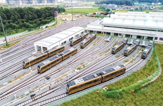 김포시가 도시철도 김포골드라인의 혼잡율 개선을 위해 2021년부터 차량 추가 제작에 착수한다. <사진=김포시 제공>