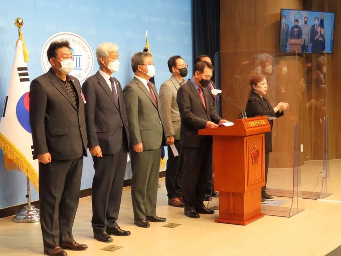 김석기 국민의힘 의원이 11일 국회에서 열린 기자회견에 참석해 발언하고 있다. <사진=김석기 의원실 제공>