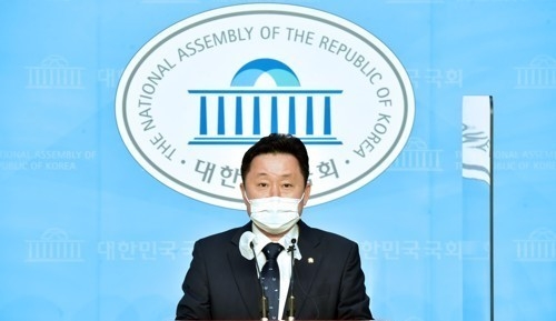 최인호 더불어민주당 수석대변인 모습<사진=연합뉴스>