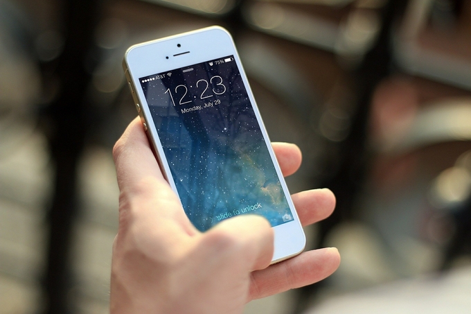 시장조사업체 트렌드포스 보고서에 따르면 올해 글로벌 스마트폰 디스플레이 시장에서 OLED 패널이 차지하는 비중은 38%로 예상된다. <사진=픽사베이>