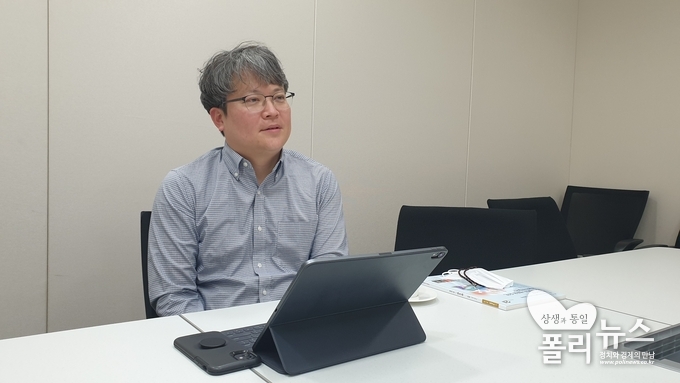 지난 22일 서병호 한국금융연구원 은행보험연구2실장이 <폴리뉴스>와 인터뷰하고 있다. <사진=폴리뉴스>