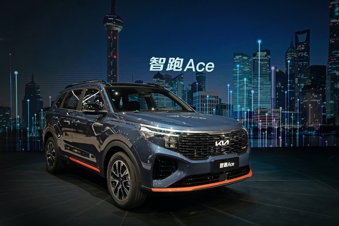 2021 상하이 모터쇼에서 중국에 처음 공개된 기아 전용 전기차 ‘EV6’ <사진=현대차‧기아>