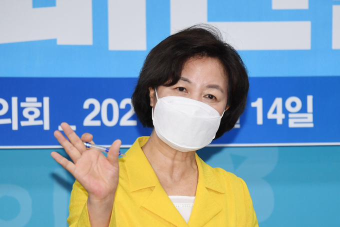 추미애 더불어민주당 대선 경선 후보가 지난 14일 광주에서 기자회견을 하고 있다. <사진=연합뉴스>