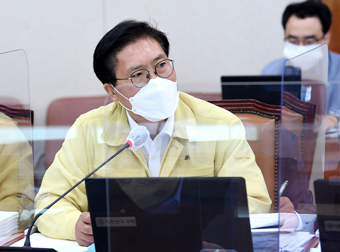 국민의힘 송석준 의원은 박범계 법무부 장관을 향해 ''제2의 조국', '제2의 추미애'가 되지 말라고 지적했다. <사진=연합뉴스>