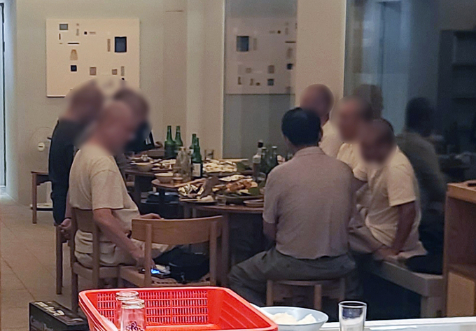 전남 해남군 한 사찰의 승려들이 숙박시설에서 방역수칙을 어기고 술을 마시다 적발됐다. <사진=연합뉴스>