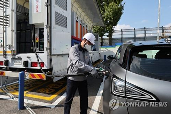 이동식 수소전기차 충전기/사진=연합뉴스