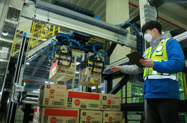 CJ대한통운의 물류로봇 [사진=CJ대한통운]