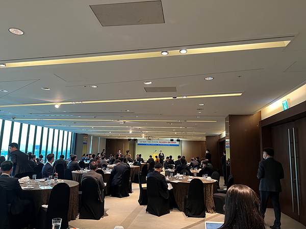 폴리뉴스·상생과통일포럼 주최 ‘장기침체 기로의 한국경제, 혁신성장의 길을 찾아라’ 제20차 경제산업포럼 [사진=폴리뉴스]