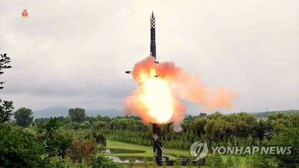 북 신형 ICBM 발사에 미국도 긴장.. "추가 핵실험 및 ICBM 발사 우려" [사진=조선중앙통신=연합뉴스]