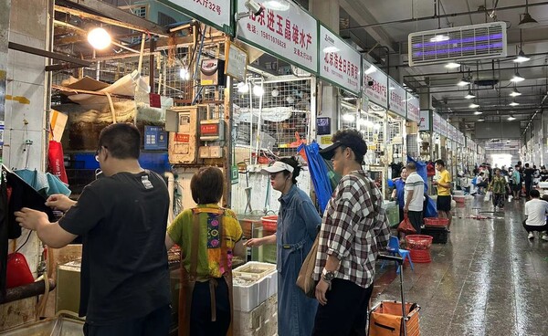 미국이 후쿠시마 원전 오염수 방류에 일관되게 지지를 표하면서 미국과 일본이 외교적 카드를 주고 받은 것이 아니냐는 의혹이 제기된다 [사진=