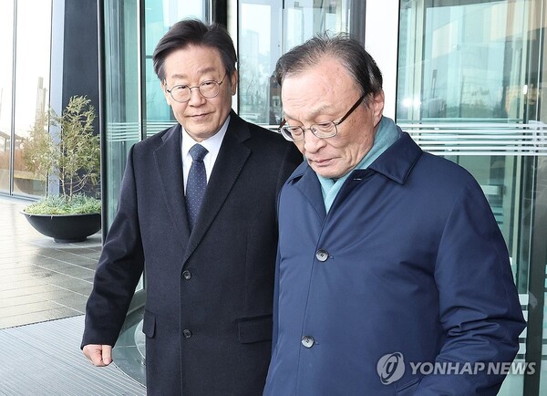 이재명 대표와 이해찬 전 대표 [사진=연합뉴스]