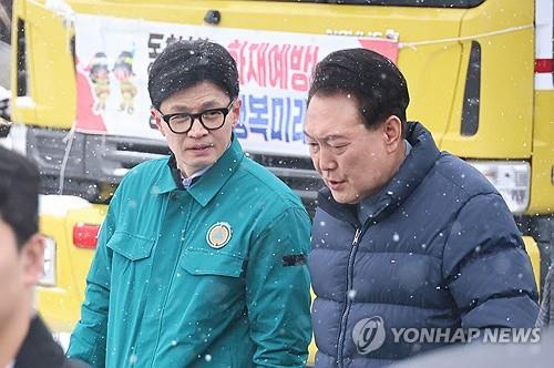 윤석열 대통령과 한동훈 비대위원장 [사진=연합뉴스]