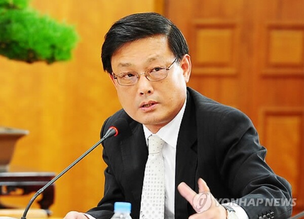 문학진 전 의원.. 경기도 광주을 예비후보로  신청했으나 이재명 대표에게 직접 '불출마 전화 독려'를 받은 것으로 알려졌다. [사진=연합뉴스]