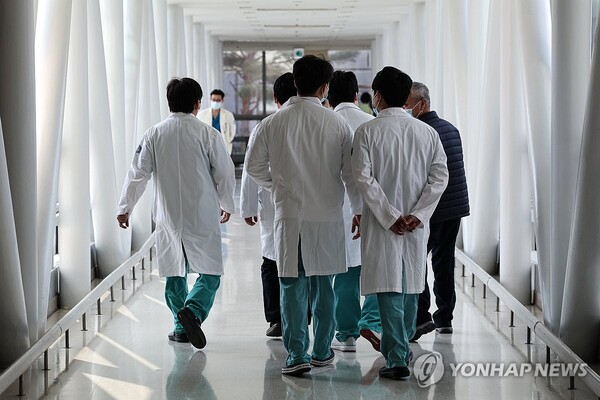 의료계 '의대 증원 반대' 목소리 내며 집단행동 준비 [사진=연합뉴스]