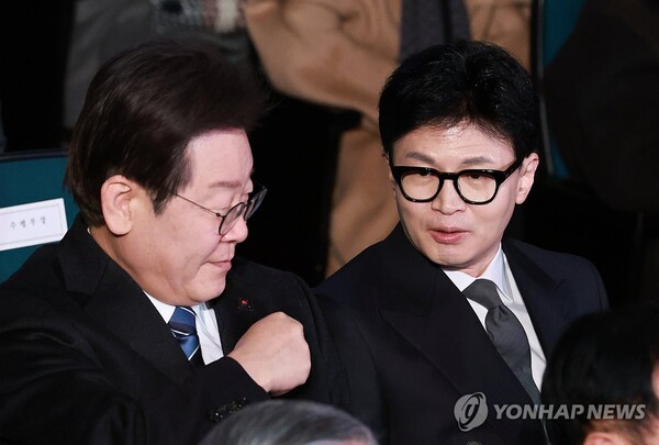 한동훈 국민의힘 비상대책위원장과 이재명 더불어민주당 대표가 연일 장외에서 설전을 벌이고 있다 [사진=연합뉴스]