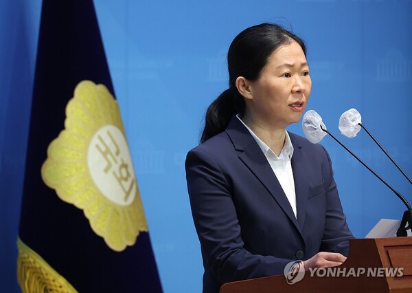 국민의힘 권은희 의원이 29일 국회에서 탈당 기자회견을 하고 있다. 2024.1.29 [사진=연합뉴스]