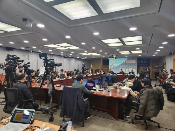 13일 열린 폴리뉴스 주관 '22대총선 전망 토론회' 현장 [사진=전희재 폴리뉴스 PD]