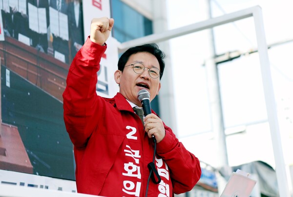 김형동 국민의힘 안동 예천 후보는 7일 예천과 안동에서 지지를 호소했다. [사진=김형동 후보 제공]