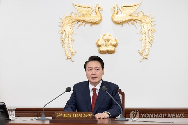 윤석열 대통령의 취임 2주년 기자회견 이후 정치권이 엇갈린 반응을 내놓고 있다 [사진=연합뉴스]