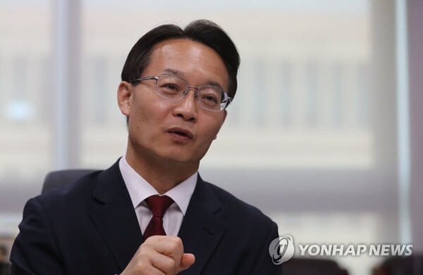 국민의힘 당 대표 경선 출마를 선언한 조해진 의원이 최근 서울 여의도 국회 의원회관 사무실에서 연합뉴스와 인터뷰하고 있다. [사진=연합뉴스]