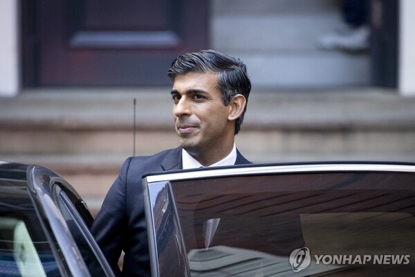 총선 패배 한 수낵 총리 [사진=EPA=연합뉴스]