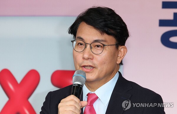 5일 오후 서울 여의도 중앙당사에서 열린 '미래를 위한 약속, 공정 경선 서약식'에서 국민의힘 윤상현 의원이 발언하고 있다. [사진=연합뉴스]