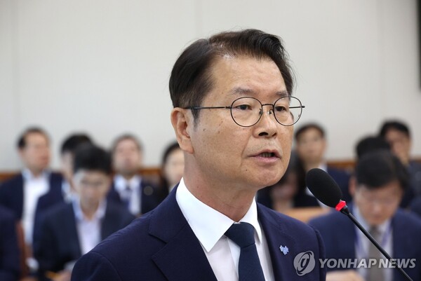 이정식 고용노동부 장관 [연합뉴스 자료사진] [사진=연합뉴스]