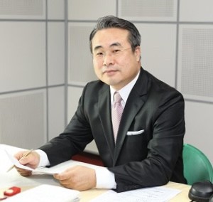                    이종훈 정치평론가