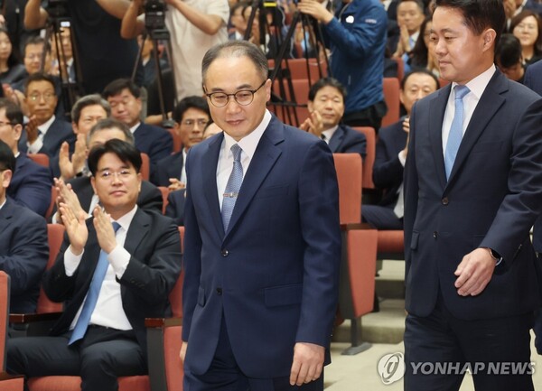이원석 검찰총장이 13일 서울 서초구 대검찰청에서 열린 퇴임식에 참석하고 있다. [사진=연합뉴스]