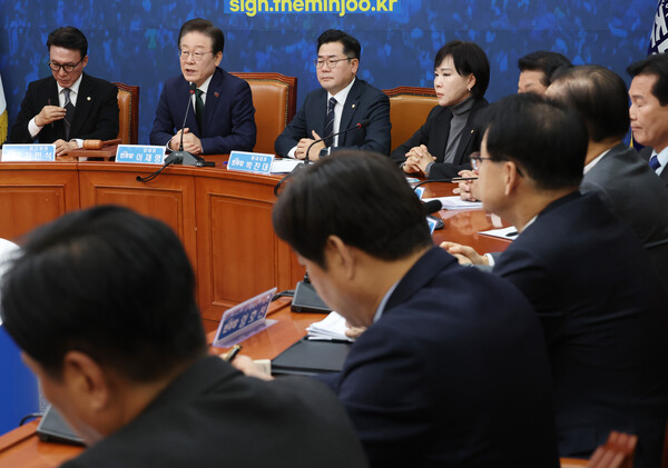 더불어민주당 이재명 대표가 18일 국회에서 열린 최고위원회의에서 발언을 하고 있다. [사진=연합뉴스]