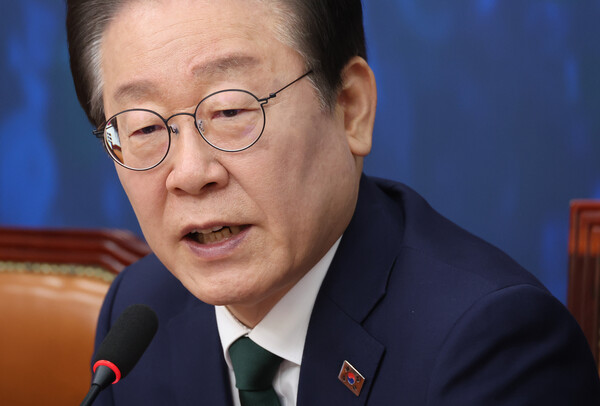 더불어민주당 이재명 대표가 18일 국회에서 열린 최고위원회의에서 발언을 하고 있다 [사진=연합뉴스]