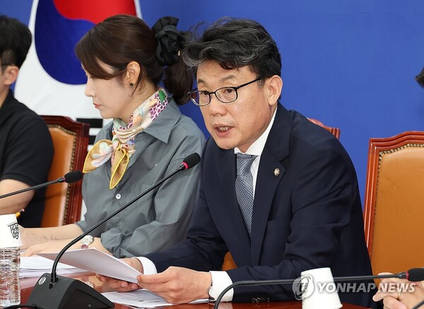 진성준 더불어민주당 정책위의장 [사진=연합뉴스] 