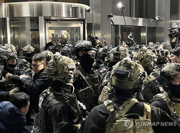 국회에 투입된 계엄군 [사진=연합뉴스]