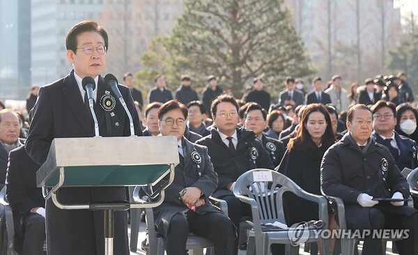 더불어민주당 이재명 대표가 3일 오전 서울 여의도 국회에서 열린 김수한 전 국회의장 국회장 영결식에서 조사를 하고 있다. [사진=연합뉴스]