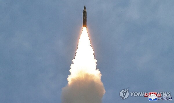북한이 6일 올해 첫 탄도미사일을 발사했다 [사진=연합뉴스]