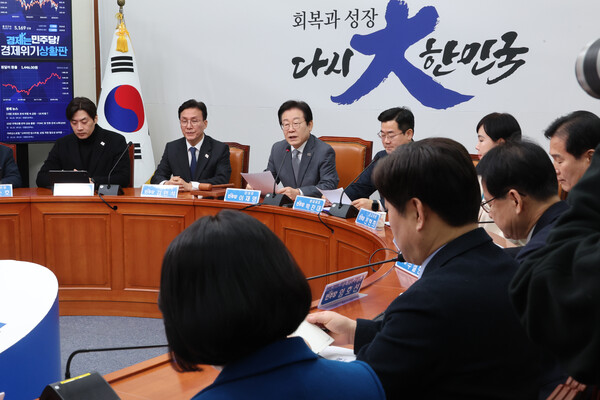 더불어민주당 이재명 대표가 31일 서울 여의도 국회에서 열린 최고위원회의에서 발언하고 있다. [사진= 연합뉴스]