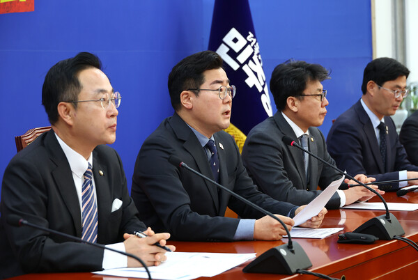 더불어민주당 박찬대 원내대표가 6일 오전 국회에서 열린 정책조정회의에서 발언하고 있다. [사진= 연합뉴스]